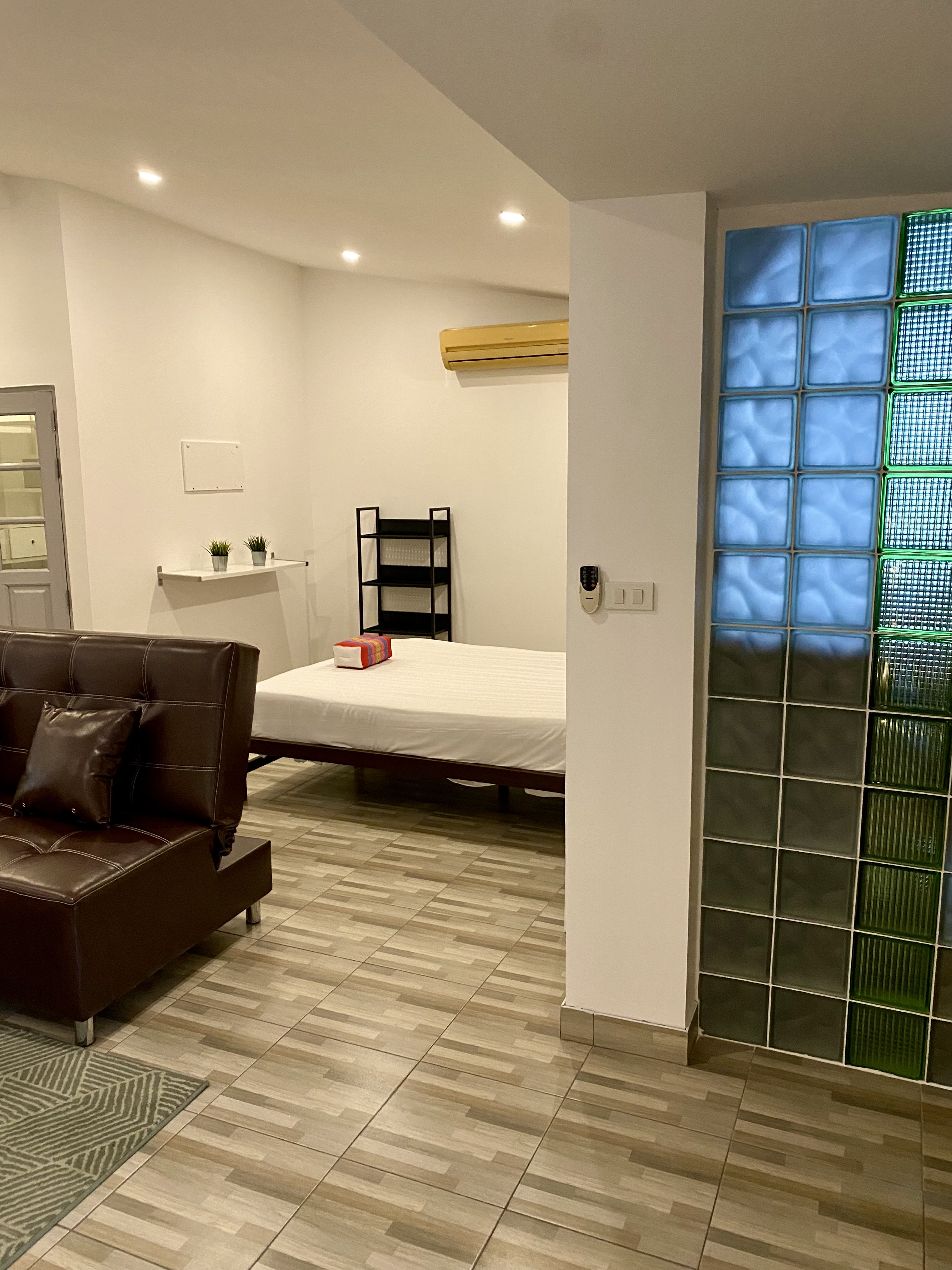Classic Room new